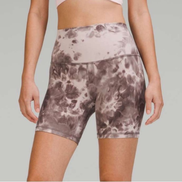 Lululemon🍋Align High-Rise Short 6" - Picture 2 of 6